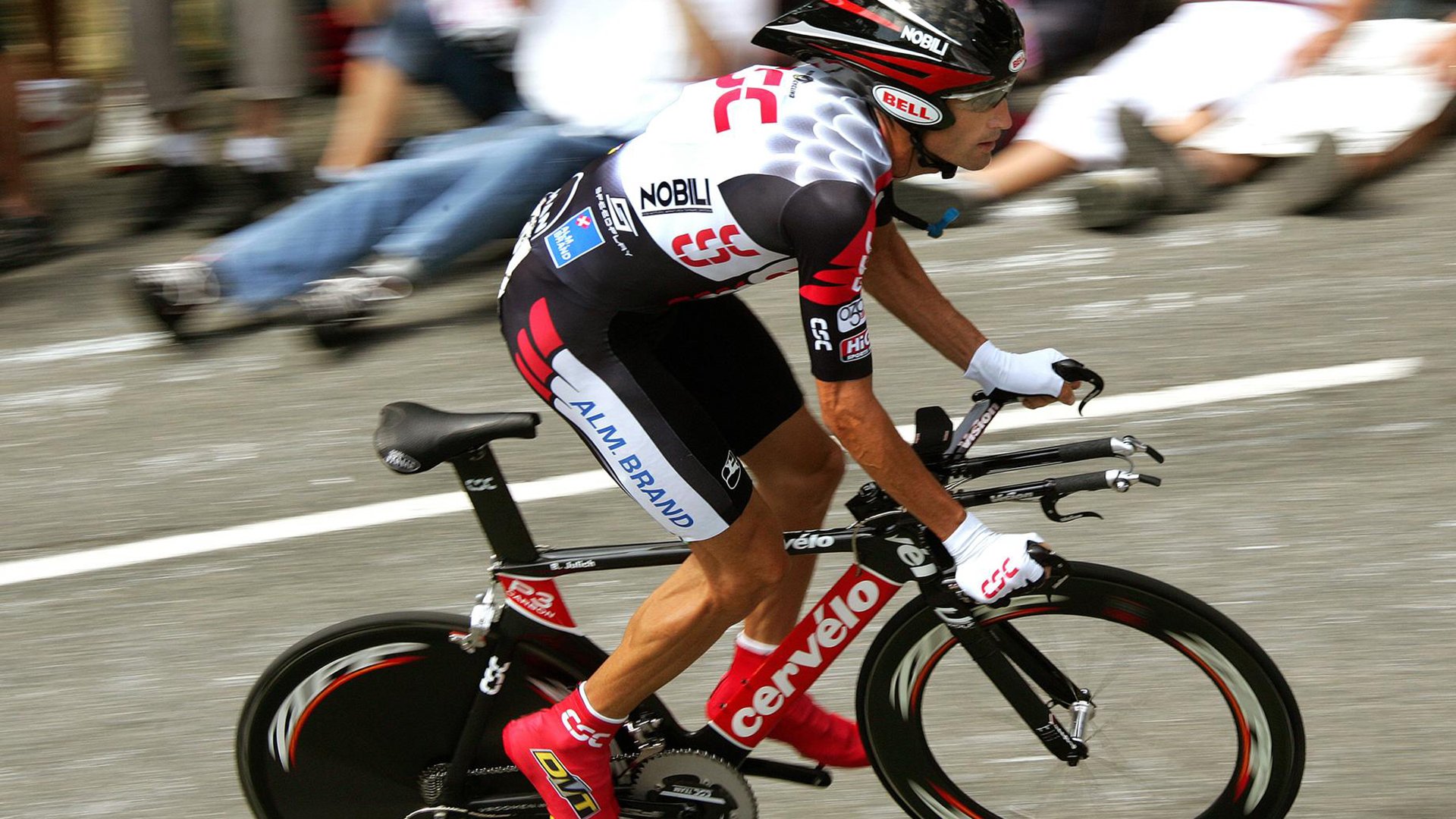 范弗利特攻防转换核心，浙江队连续得分压制热火